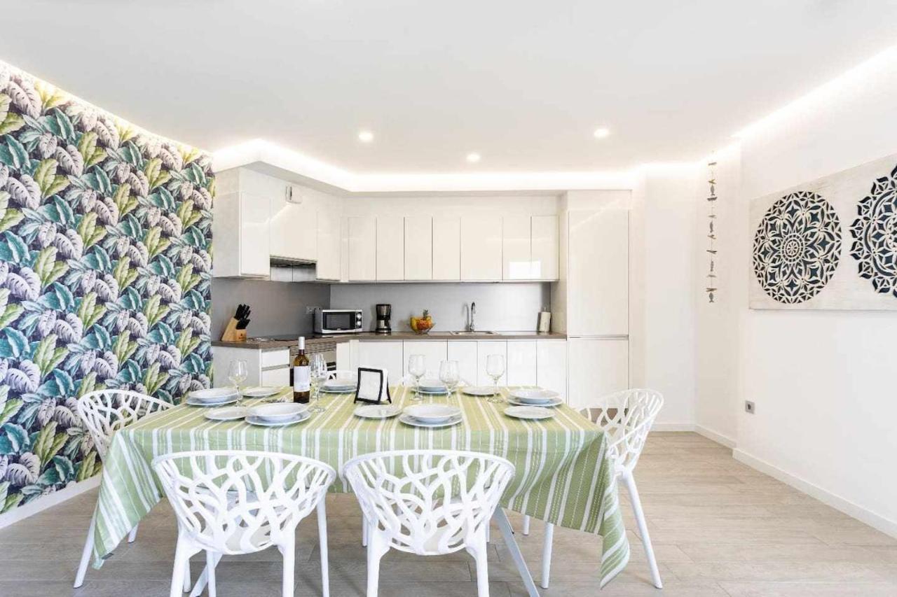 Ocean Garden Suite 1002 Penthouse With Seaviem Адехе Екстериор снимка